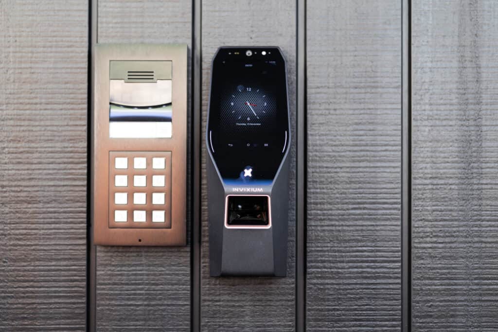 Smart home security & access control keypad