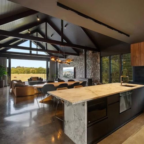 2020092680_11_1_250627_060820-w1600-h1069 copy