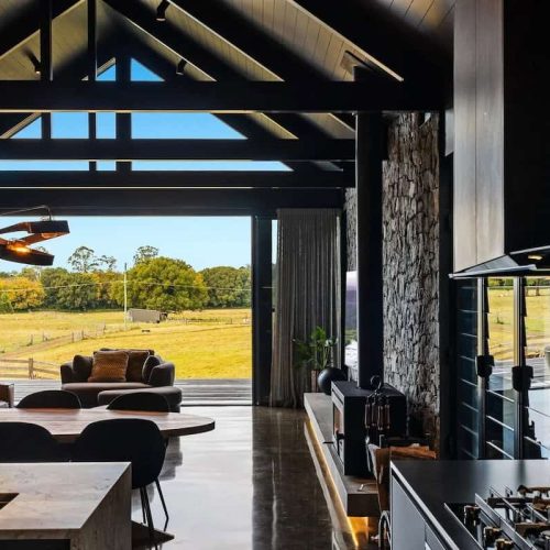 2020092680_12_1_250627_060820-w1600-h1069 copy