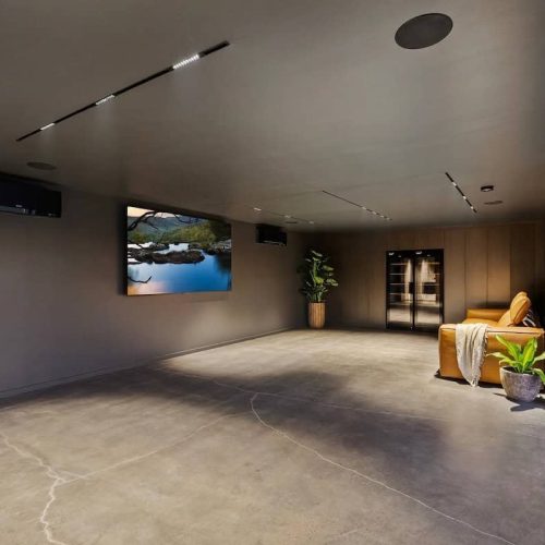 2020092680_15_1_250627_060820-w1600-h1069 copy