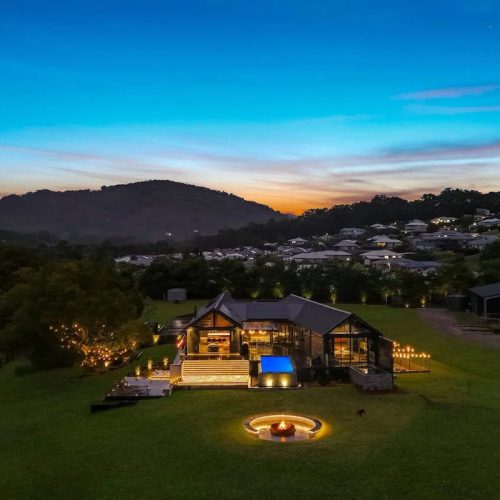 2020092680_1_1_250627_060759-w1600-h900 copy