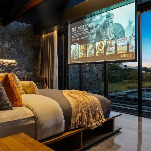 2020092680_21_1_250627_060820-w1600-h1069 copy